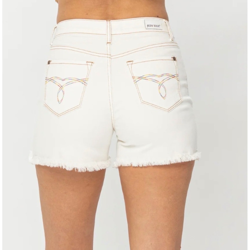 Judy Blue White Mid Rise Frayed Hem Denim Shorts Rainbow‎ Stitching Size 1XL - Picture 2 of 10